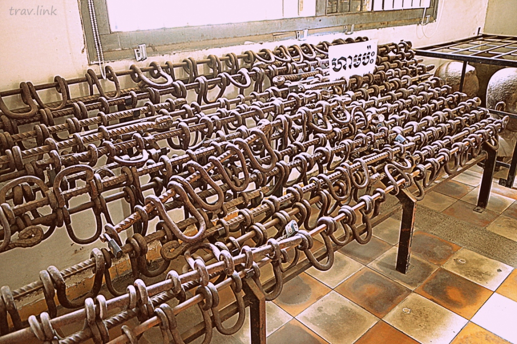 Музей геноцида в Камбодже Tuol Sleng Genocide Museum S-21 Пномпень фото