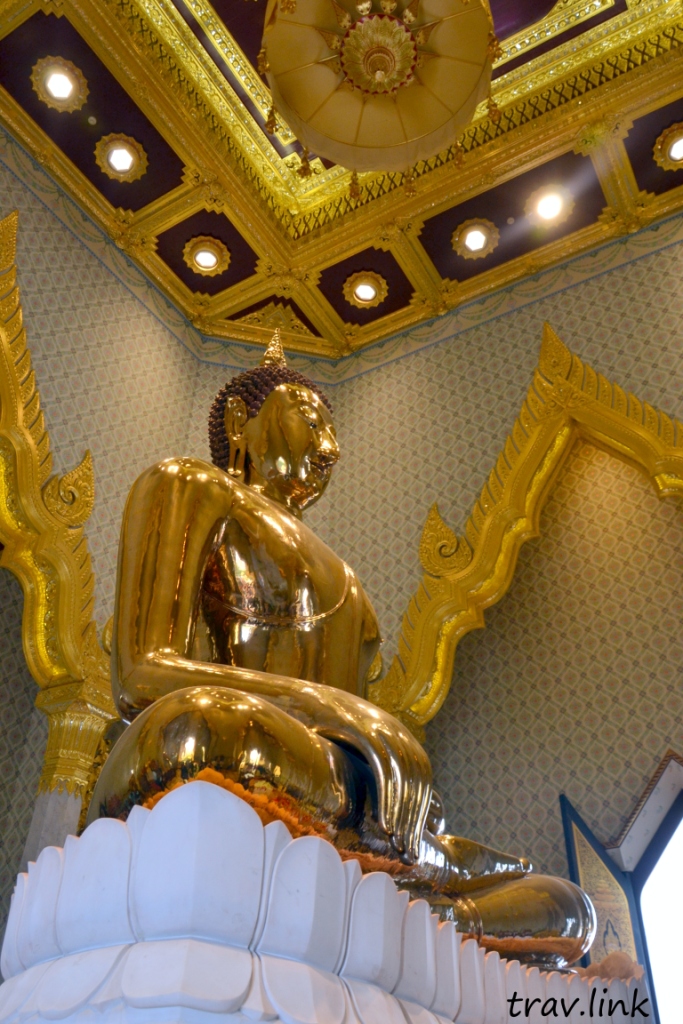 храм золотого Будды в Бангкоке фото