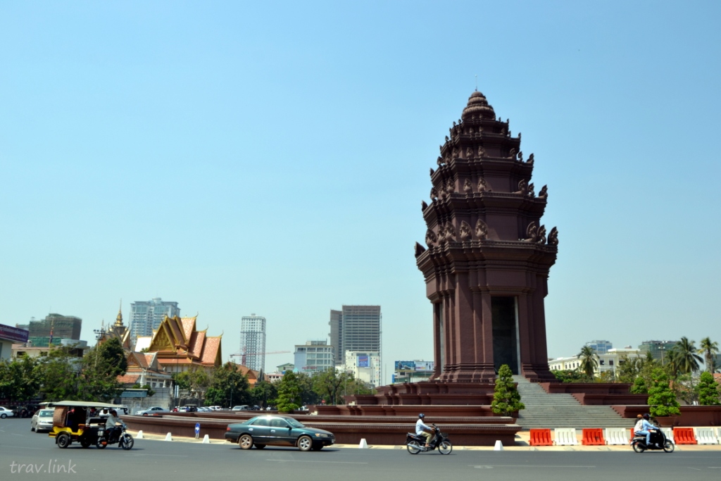 Монумент независимости (Пномпень)