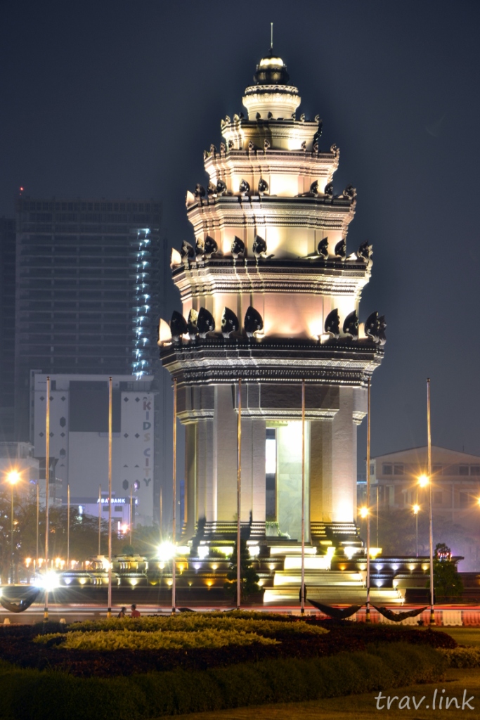 Монумент независимости (Пномпень)