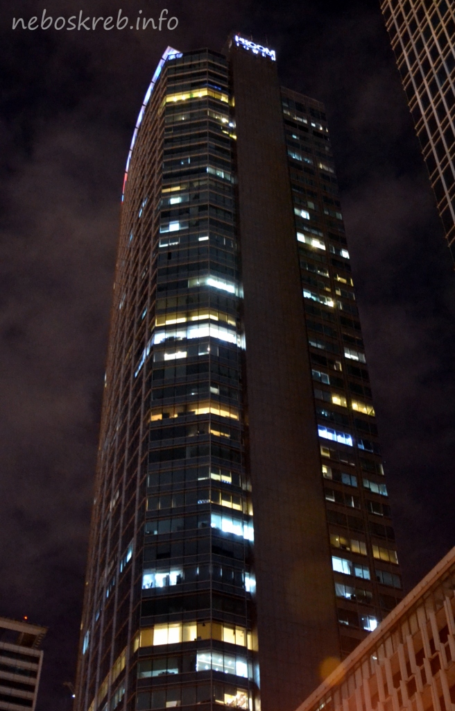 самое высокое здание Филиппин фото